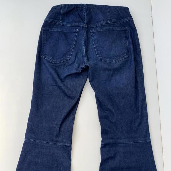 Free People  Flare Jeans Blue Pull On  Stretch Jeans Sz 27 Or Small - Picture 4 of 7